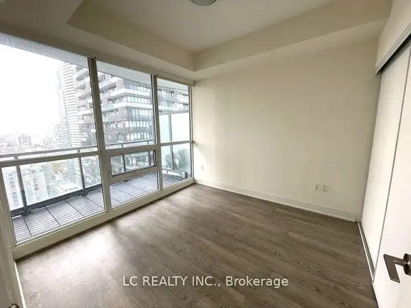 30 Roehampton AVE #2410, Toronto C10, ON M4P 0B9