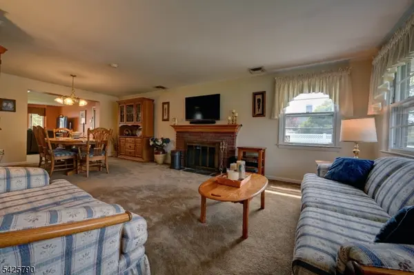 348 Boulevard, Pequannock Twp., NJ 07444