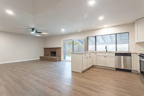 5220 Pruitt Drive, The Colony, TX 75056