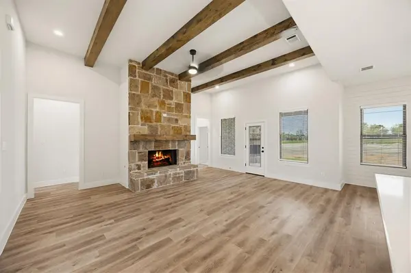 6713 Odom Road, Sanger, TX 76266