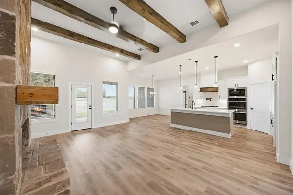 6713 Odom Road, Sanger, TX 76266