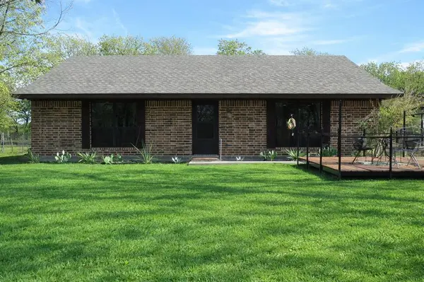 1271 County Road 3555, Paradise, TX 76073