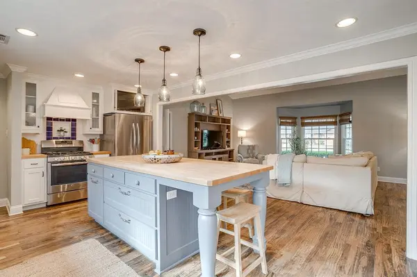 3309 Chaparral Lane, Fort Worth, TX 76109