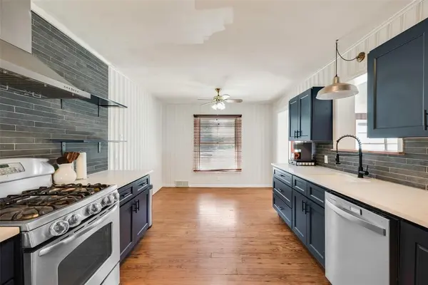 1610 Laurelwood Drive, Denton, TX 76209