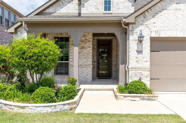 9605 Sunset Lane, Oak Point, TX 75068