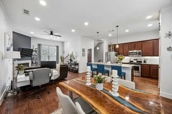 5875 Ross Avenue #9, Dallas, TX 75206