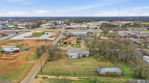 609 E Broadway Street, Stephenville, TX 76401