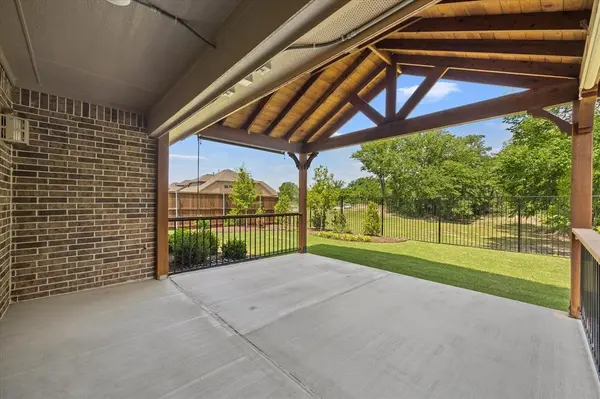 203 Dove Haven Drive, Wylie, TX 75098