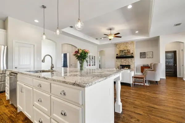 5750 High Mesa Drive, Justin, TX 76247