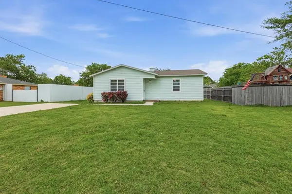 204 E Bailey Street, Ponder, TX 76259