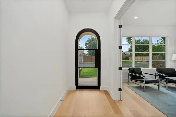 2414 Grigsby Avenue, Dallas, TX 75204