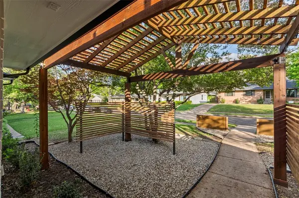 7041 Freemont Street, Dallas, TX 75231