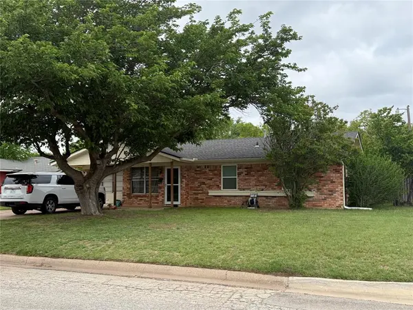 2302 S 38th Street, Abilene, TX 79605