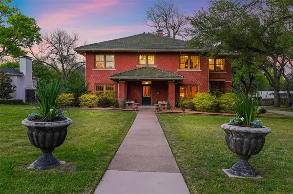 406 Griffith Avenue, Terrell, TX 75160