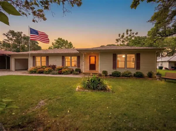 604 E Side Drive, Quitman, TX 75783