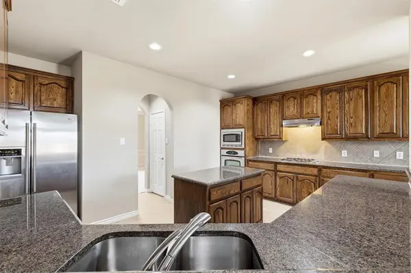 2429 Marble Canyon Drive, Little Elm, TX 75068