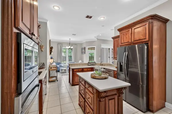 334 Saint Charles Boulevard, Shreveport, LA 71106