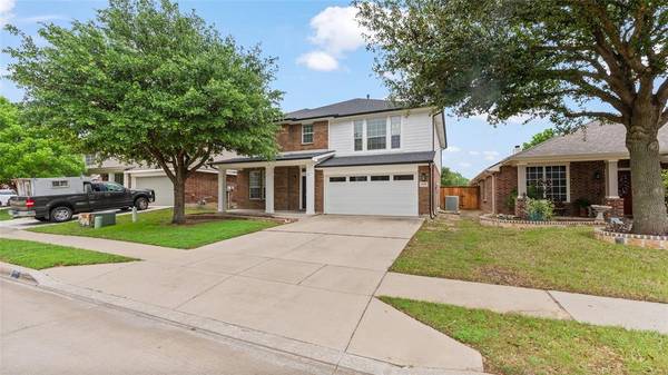 9208 Comanche Ridge Drive, Fort Worth, TX 76131