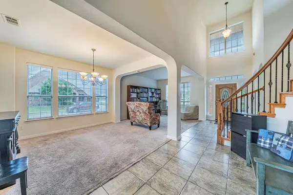 5226 Wyndrook Street, Fort Worth, TX 76244