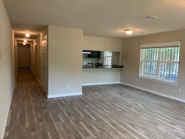 3226 Navaro Street, Dallas, TX 75212