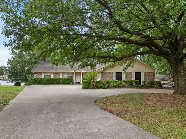 45 County Road 2335, Mount Pleasant, TX 75455