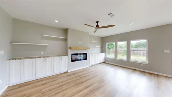 5707 Lake Granbury Trail, Granbury, TX 76048