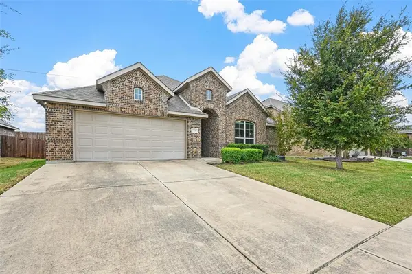 1506 Cowtown Drive, Mansfield, TX 76063