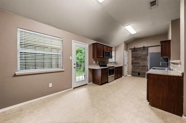 10512 Granada Drive, Waco, TX 76708