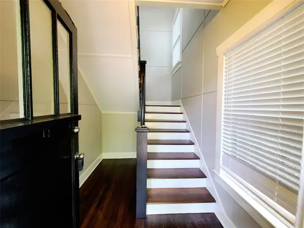 5734 Worth Street, Dallas, TX 75214