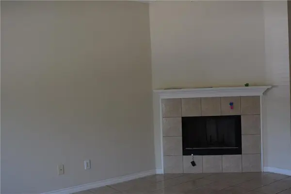 1702 Shady Creek Drive, Lewisville, TX 75067