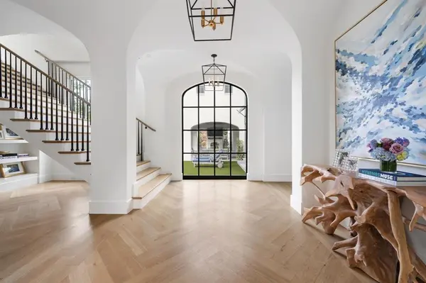 7002 Merrilee Lane, Dallas, TX 75214