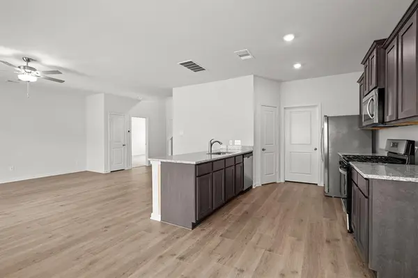 9680 Stranton Drive, Fort Worth, TX 76140