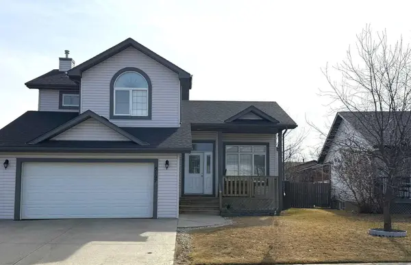 5107 42 ST, Olds, AB T4H1X1