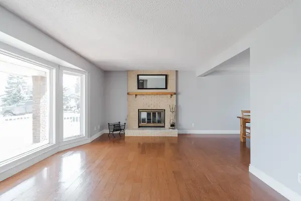 182 Sifton AVE, Fort Mcmurray, AB T9H 3S1