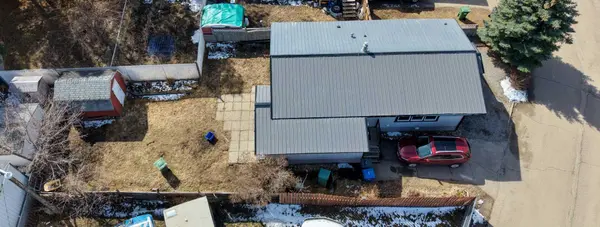 6834 59 AVE #107, Red Deer, AB T4P 1C9