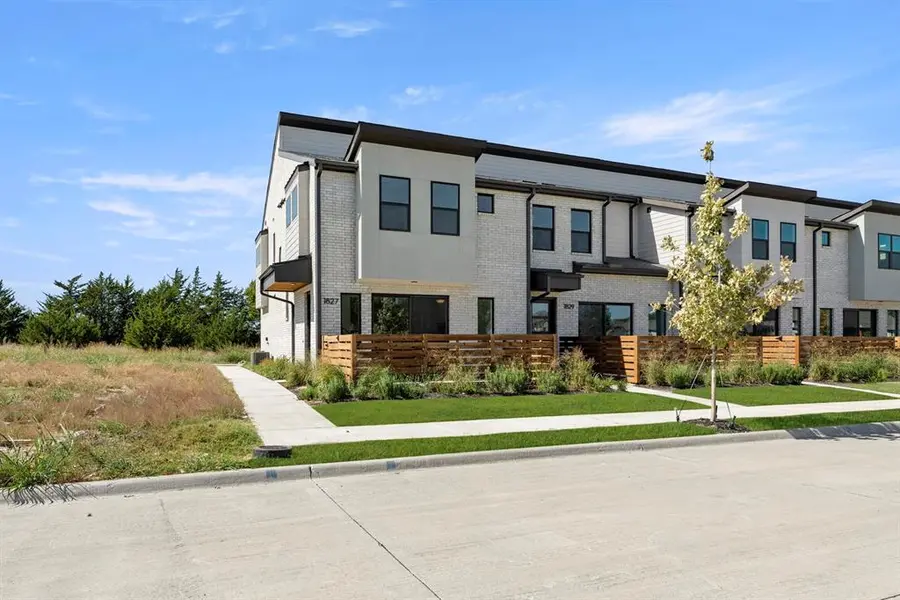 1827 Azalea Drive, Melissa, TX 75454