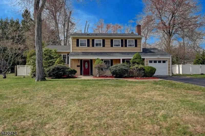 52 W William St, Lincoln Park Boro, NJ 07035