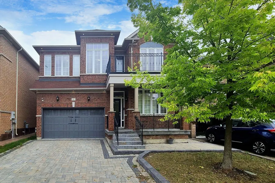 41 Amaranth CRES, Brampton, ON L7A 0L4
