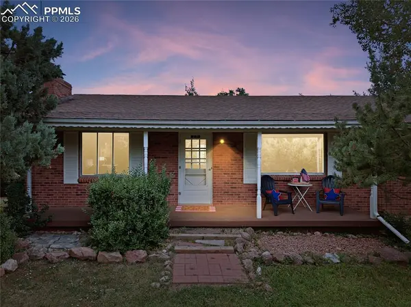 25 High ST, Palmer Lake, CO 80133