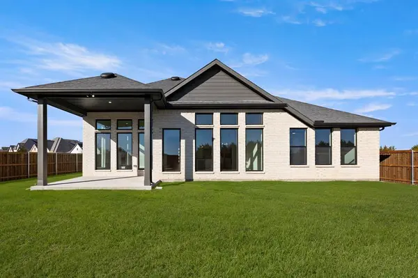 4802 Timberdrift Street, Midlothian, TX 76065