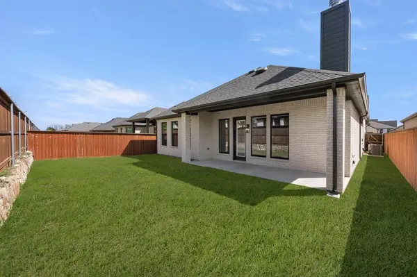 1417 Ripple Glass Boulevard, Midlothian, TX 76065