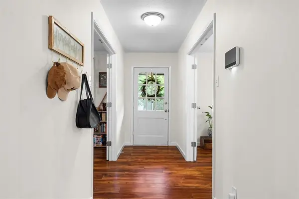 2610 Oak Cliff Lane, Arlington, TX 76012