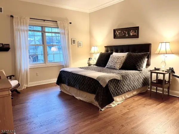 116 Washington Ave #3D, Hawthorne Boro, NJ 07506