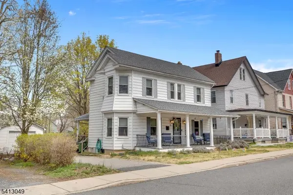 11 Youmans Ave, Washington Boro, NJ 07882