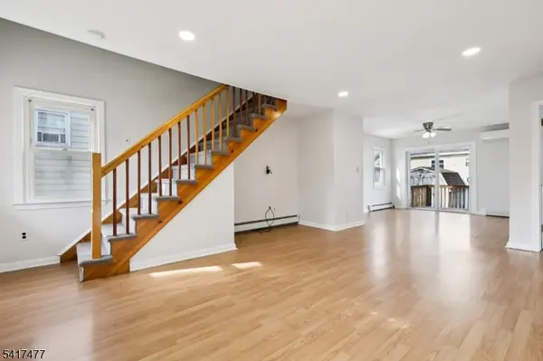 5 Reaville Ct, Parsippany-troy Hills Twp., NJ 07054