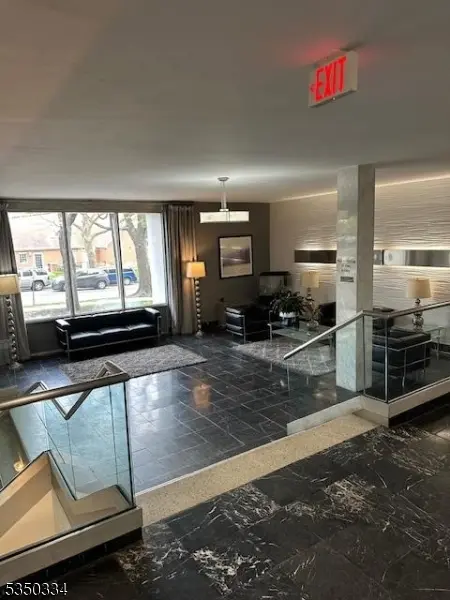 39 E 39Th St #7R, Paterson City, NJ 07514