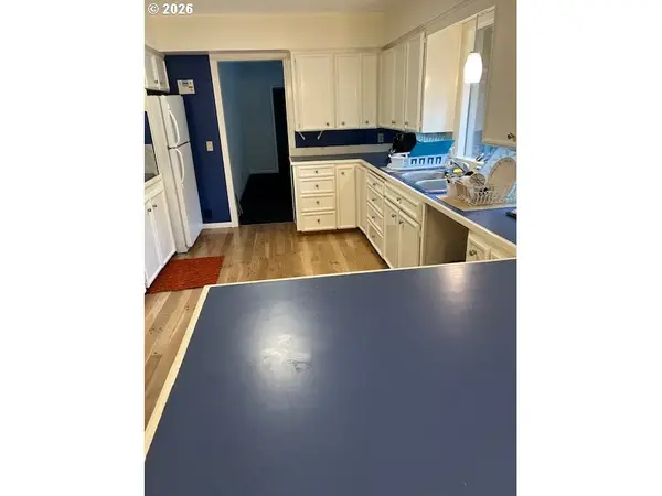 2701 NE 102ND AVE, Portland, OR 97220