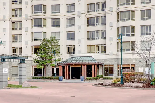 228 Bonis AVE #102, Toronto E05, ON M1T 3W4