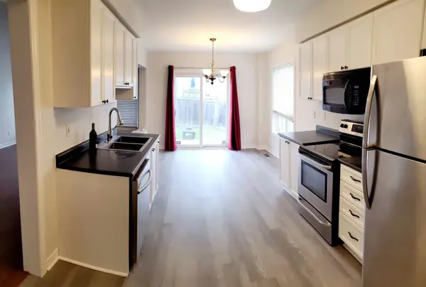 70 Reddenhurst CRES, Georgina, ON L4P 4G3