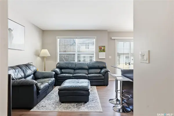 615 Lynd CRESCENT #402, Saskatoon, SK S7T 0G8